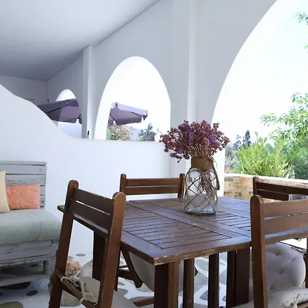 Niriides Hotel